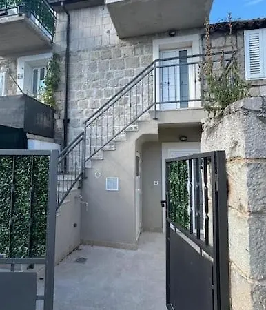 بيت للعطل Cozy Stone House Close To The Kaštela